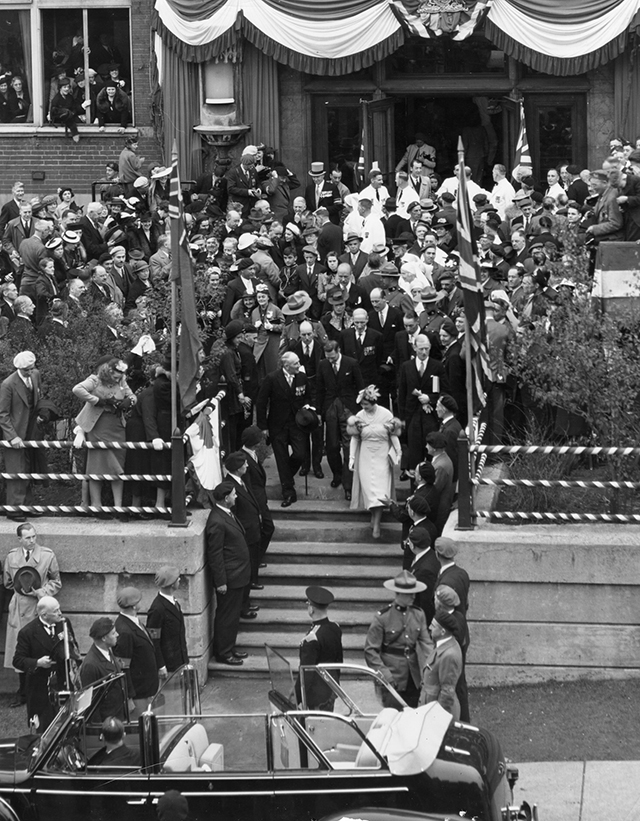 1936